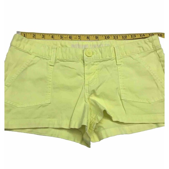 Mossimo Worm’s Shorts Yellow Bright Size 9 - Picture 3 of 9